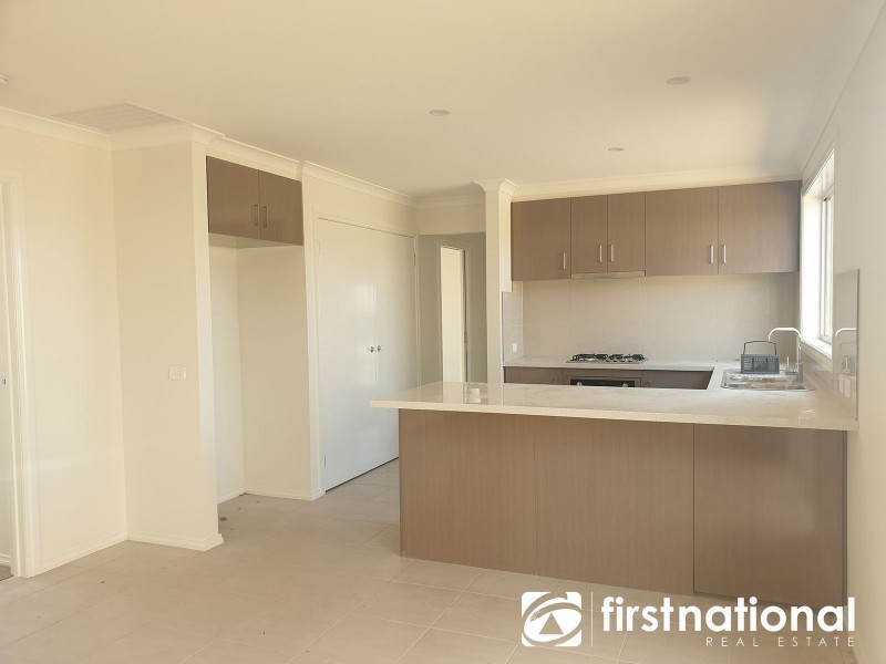 22 Gresall Street, Clyde North VIC 3978