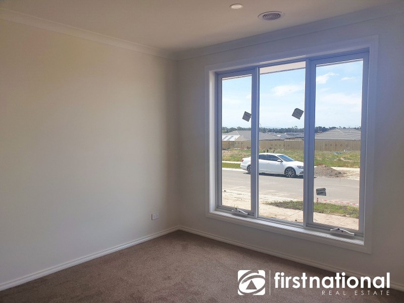 22 Gresall Street, Clyde North VIC 3978