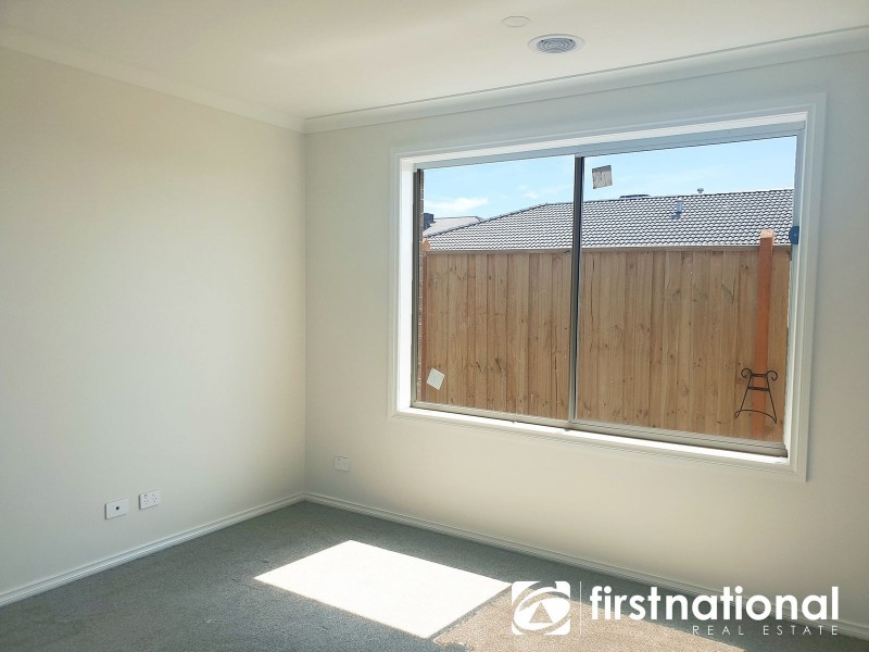 22 Gresall Street, Clyde North VIC 3978