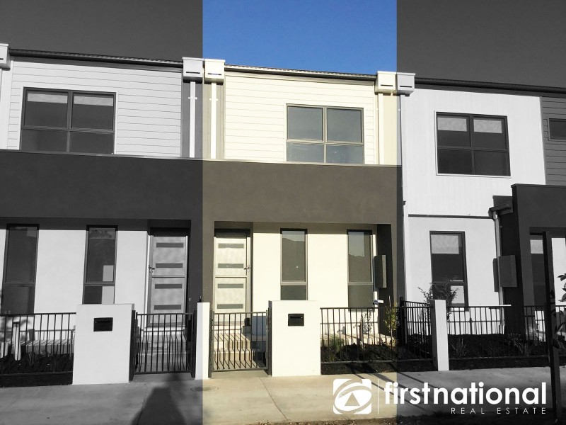 39 Hunt Way, Pakenham VIC 3810