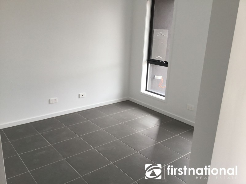 39 Hunt Way, Pakenham VIC 3810