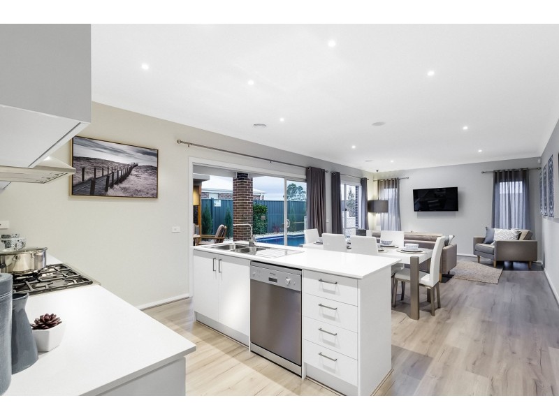 Lot 43 Guru Boulevard, Lynbrook VIC 3975