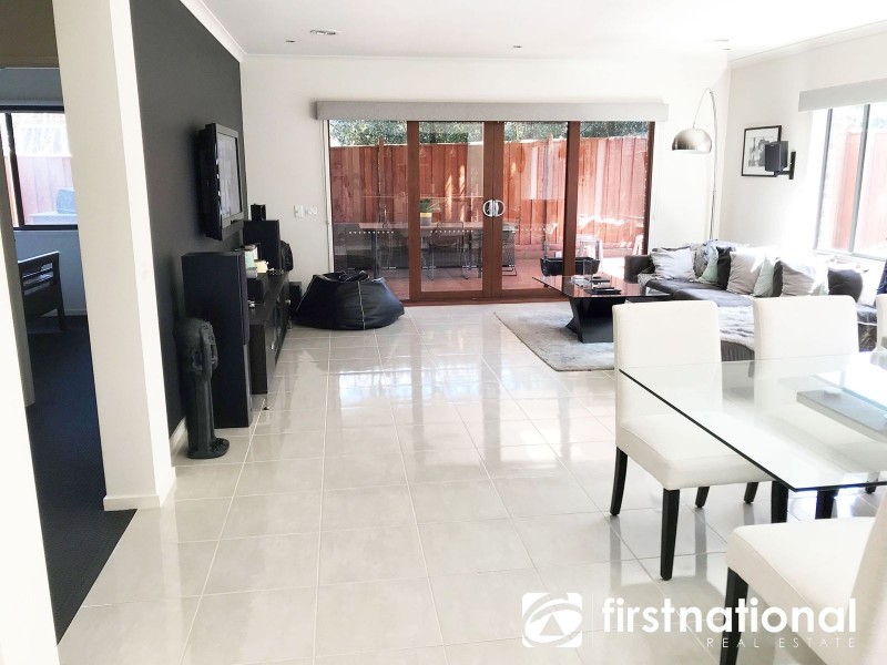 34 Clarendon Street, Pakenham VIC 3810