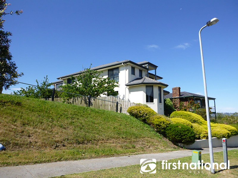 49 John Edgcumbe Way, Endeavour Hills VIC 3802