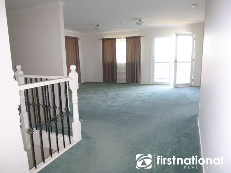 49 John Edgcumbe Way, Endeavour Hills VIC 3802