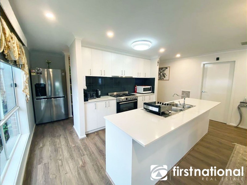 24 Tania Way, Officer VIC 3809