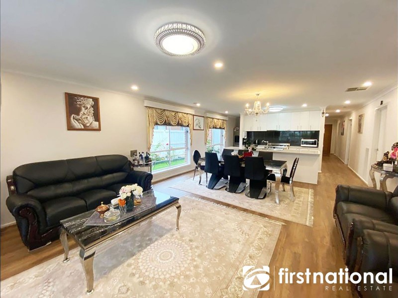 24 Tania Way, Officer VIC 3809