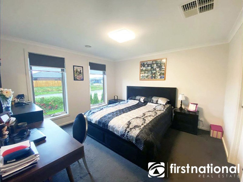 24 Tania Way, Officer VIC 3809