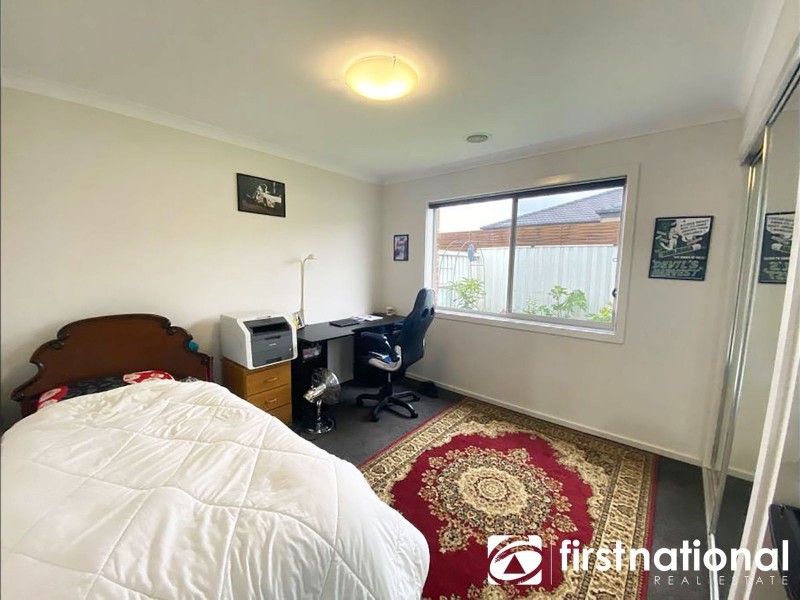 24 Tania Way, Officer VIC 3809