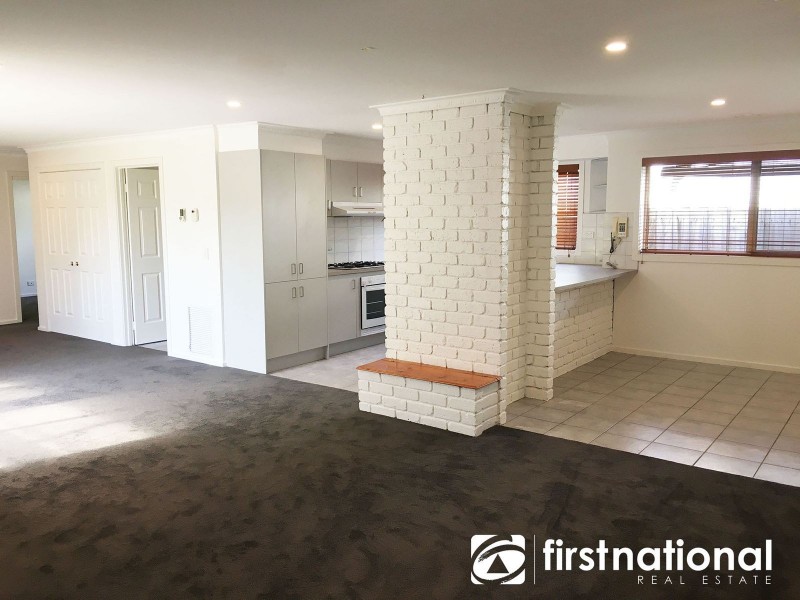 8 Tamarisk Road, Narre Warren VIC 3805