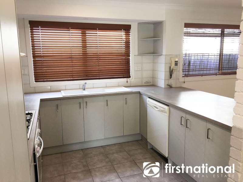 8 Tamarisk Road, Narre Warren VIC 3805