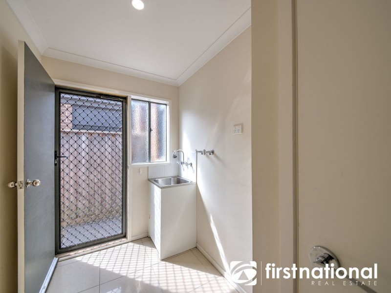 8 Boland Drive, Lyndhurst VIC 3975