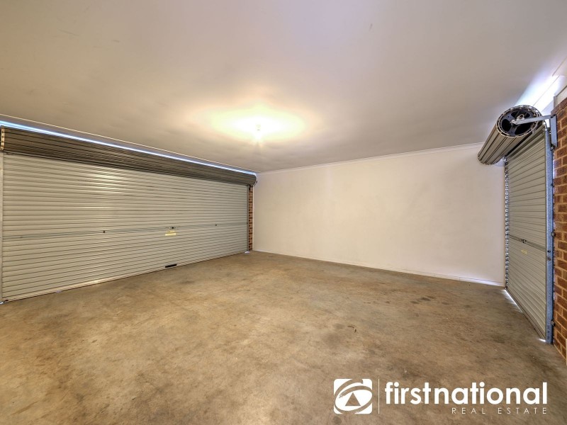 8 Boland Drive, Lyndhurst VIC 3975