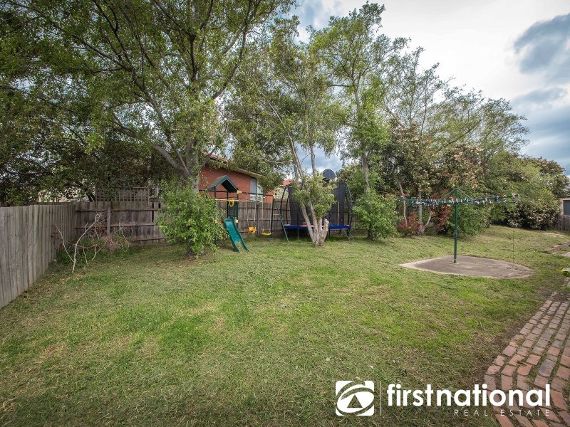 4 Pownceby Court, Pakenham VIC 3810