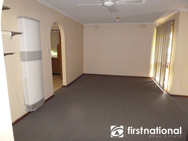 69 Valley Fair Drive, Narre Warren VIC 3805