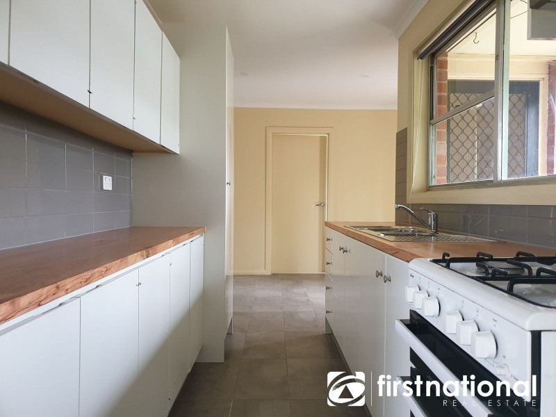 2 Deanswood Road, Hampton Park VIC 3976