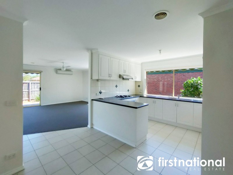 1/13A Templeton Crescent, Pakenham VIC 3810