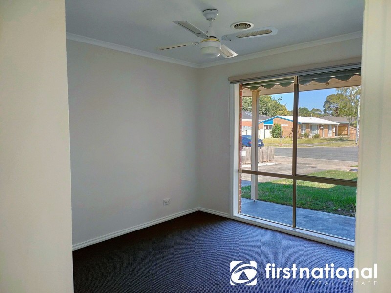 1/13A Templeton Crescent, Pakenham VIC 3810