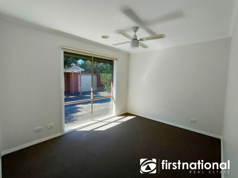 1/13A Templeton Crescent, Pakenham VIC 3810