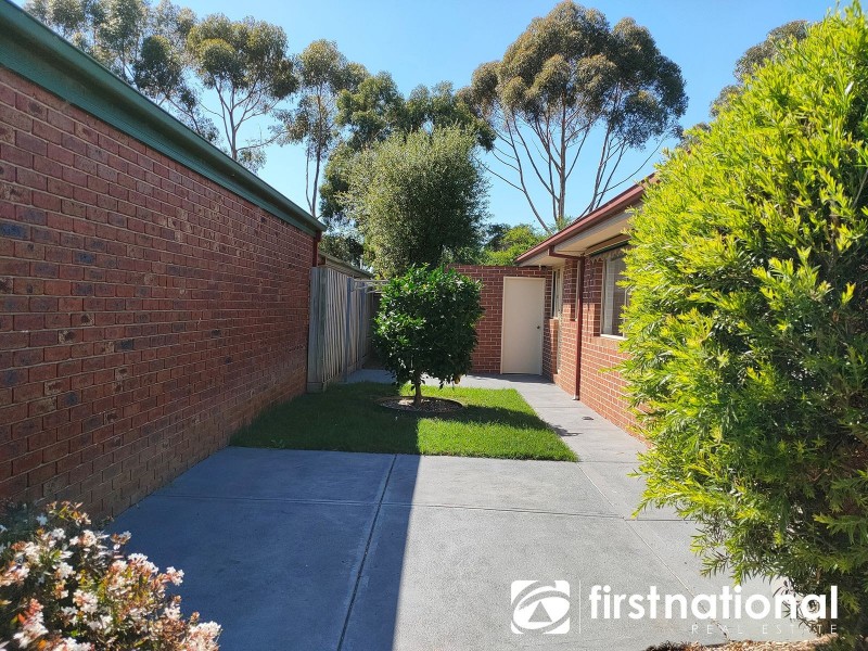 1/13A Templeton Crescent, Pakenham VIC 3810