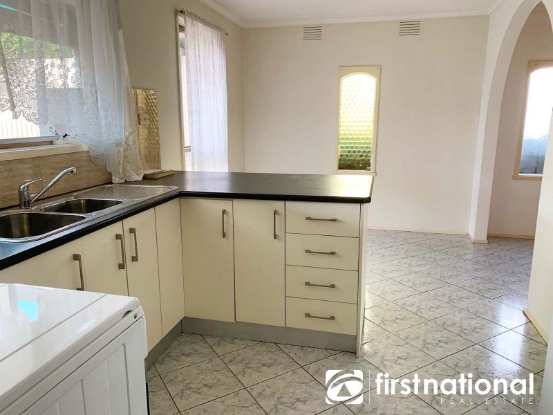 4 Valley Fair Drive, Narre Warren VIC 3805