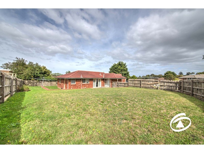 37 Barondi Avenue, Narre Warren VIC 3805