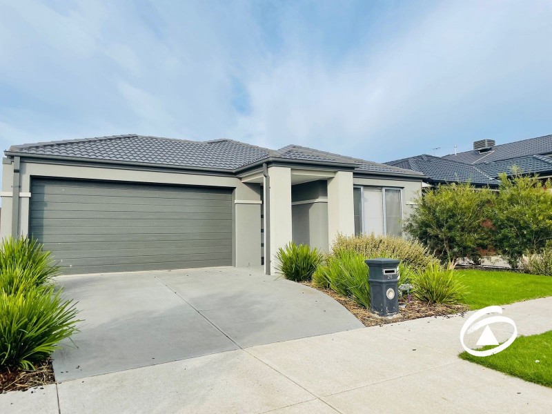 26 Botany Way, Cranbourne East VIC 3977