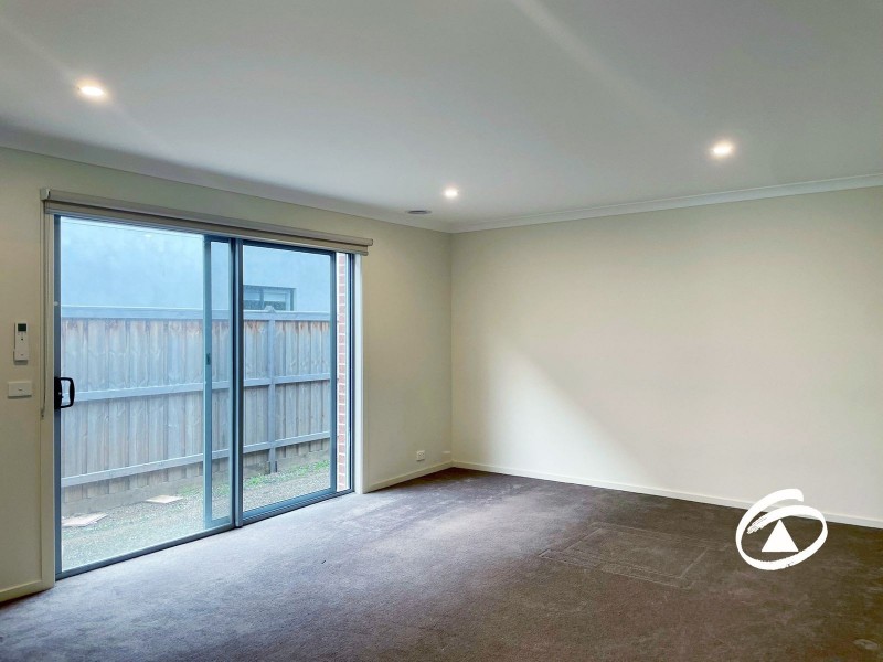 26 Botany Way, Cranbourne East VIC 3977