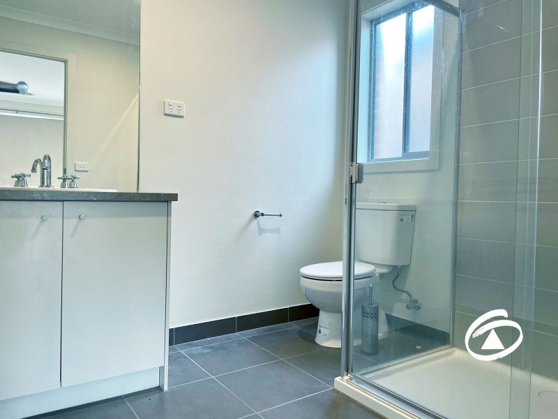 26 Botany Way, Cranbourne East VIC 3977