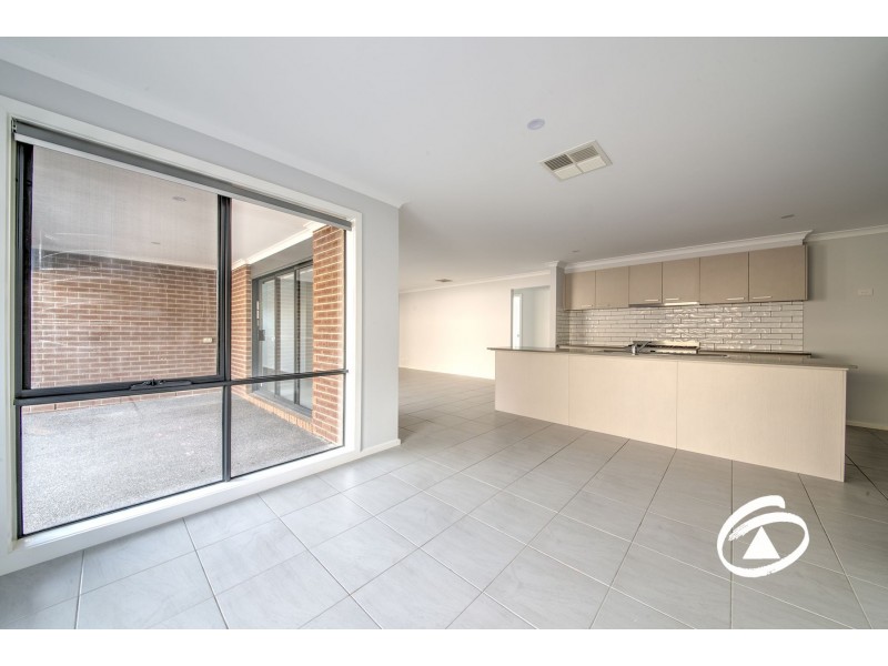 39 Bona Vista Rise, Clyde VIC 3978