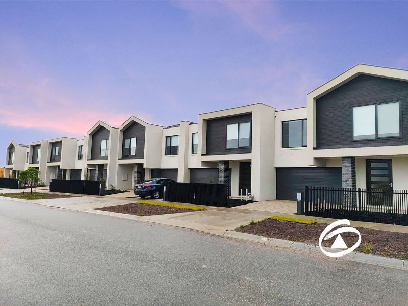 26 & 38 Mortlake Drive, Officer VIC 3809