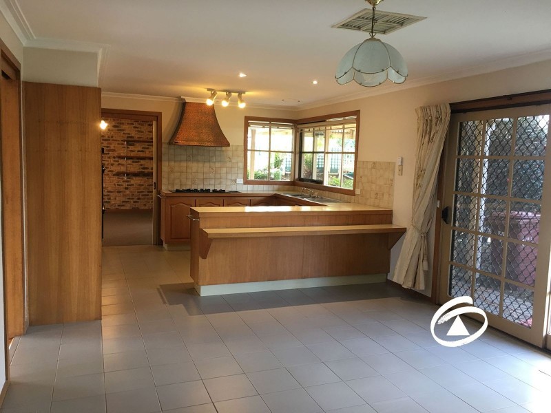 24-26 Claremont Glen, Berwick VIC 3806