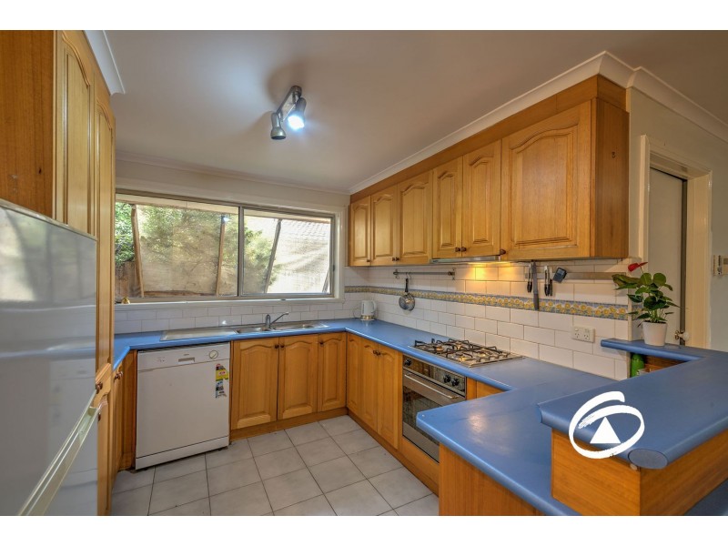 24 Fleetwood Drive, Narre Warren VIC 3805