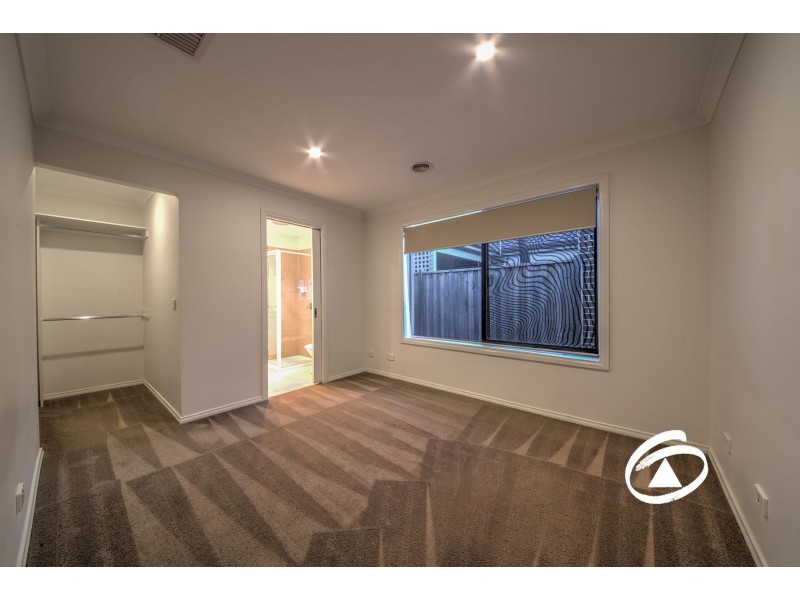 70 Frankland Street, Clyde North VIC 3978