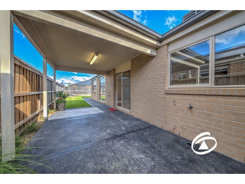 70 Frankland Street, Clyde North VIC 3978