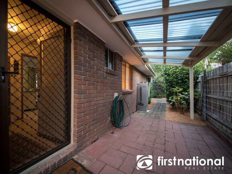 1/1 Blackwood Drive, Narre Warren VIC 3805