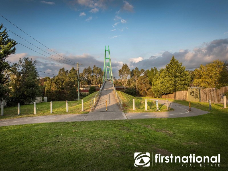 1/1 Blackwood Drive, Narre Warren VIC 3805