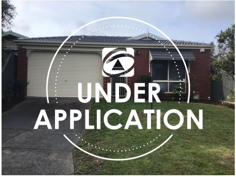 8 Mirrabook Court, Berwick VIC 3806