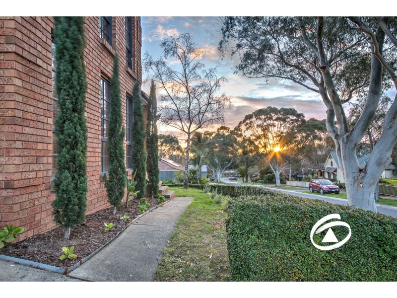2 Dulkara Place, Berwick VIC 3806
