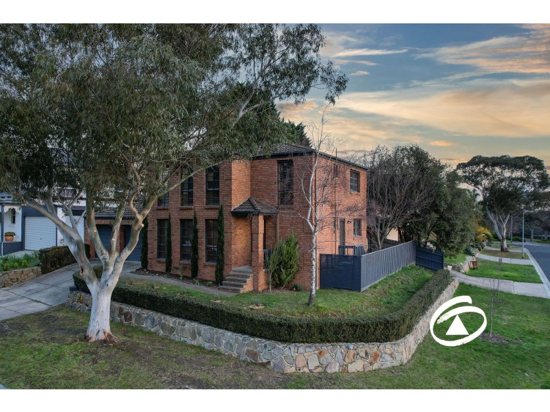 2 Dulkara Place, Berwick VIC 3806