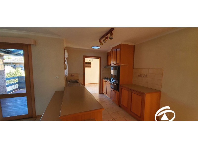 4 Astran Court, Endeavour Hills VIC 3802