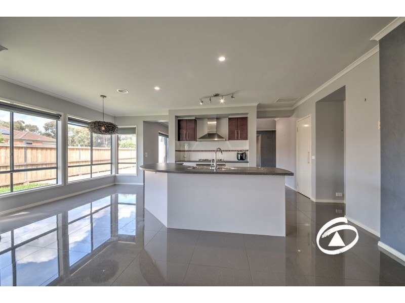 743 Glasscocks Road, Narre Warren South VIC 3805