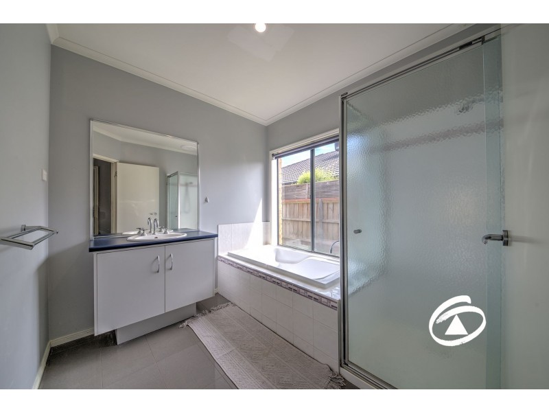 743 Glasscocks Road, Narre Warren South VIC 3805