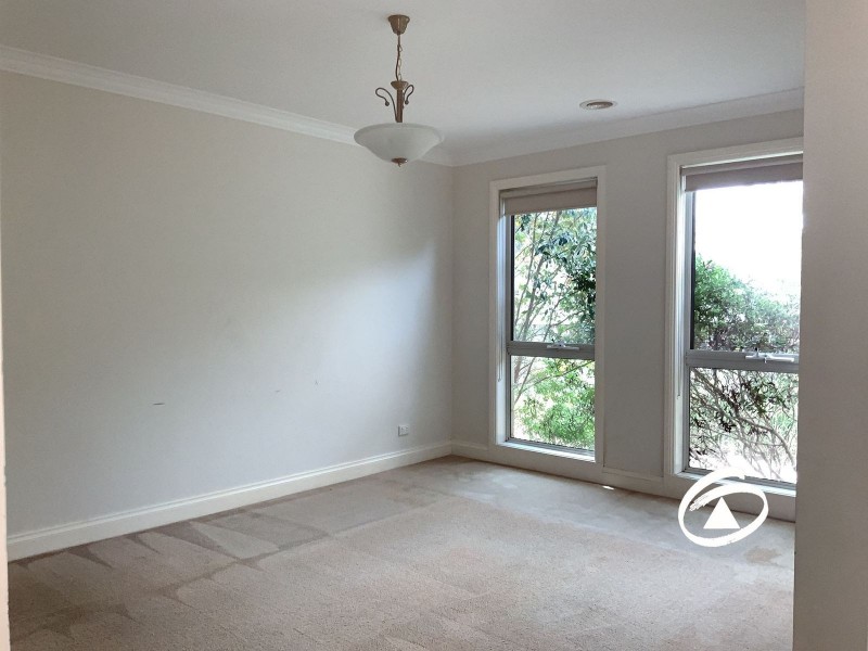 2/6 Elgin Street, Berwick VIC 3806