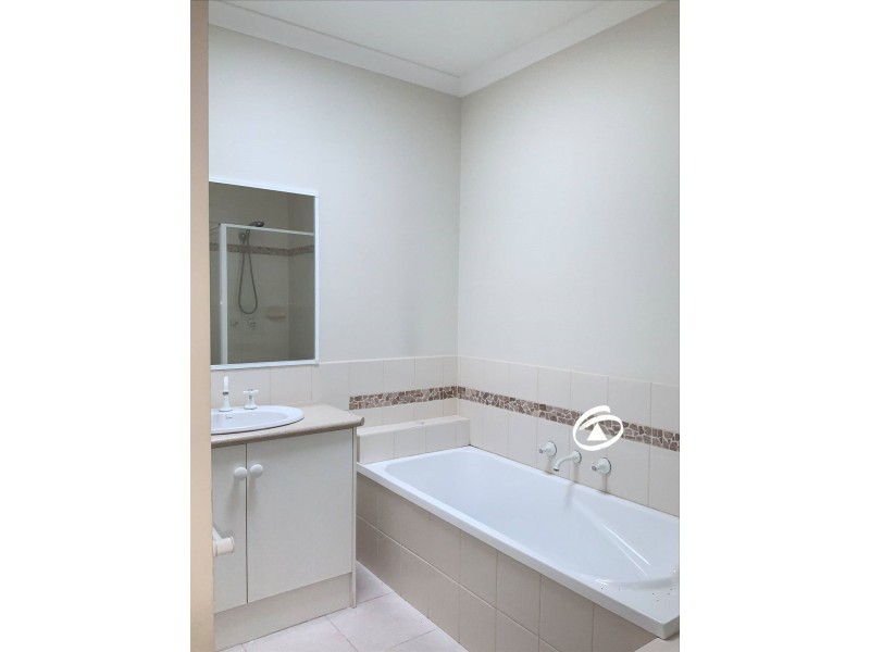 2/6 Elgin Street, Berwick VIC 3806