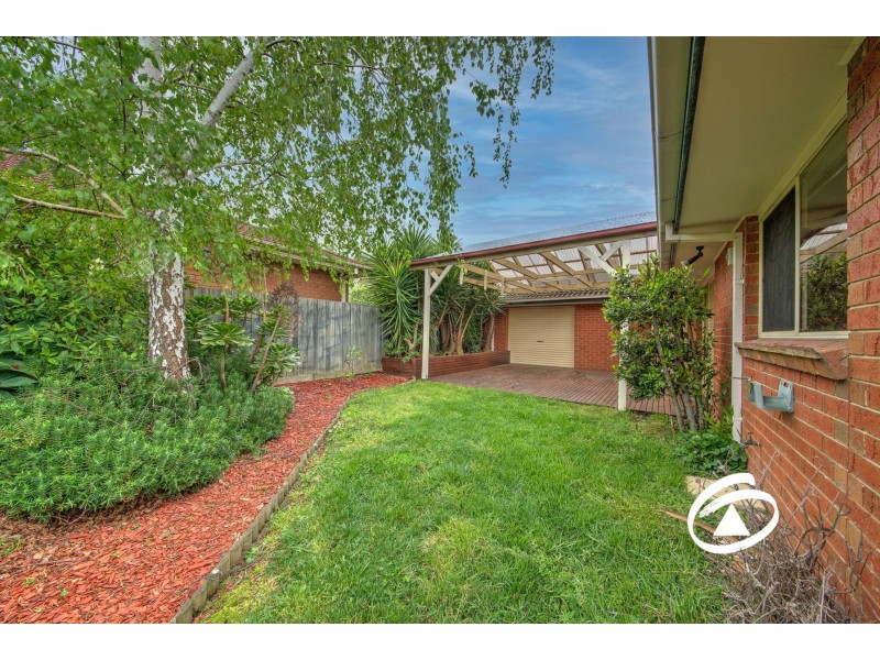 1/5 Honeypot Close, Knoxfield VIC 3180