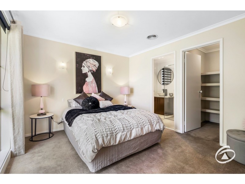 34 Tarcoola Drive, Narre Warren VIC 3805