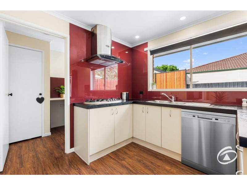 34 Tarcoola Drive, Narre Warren VIC 3805