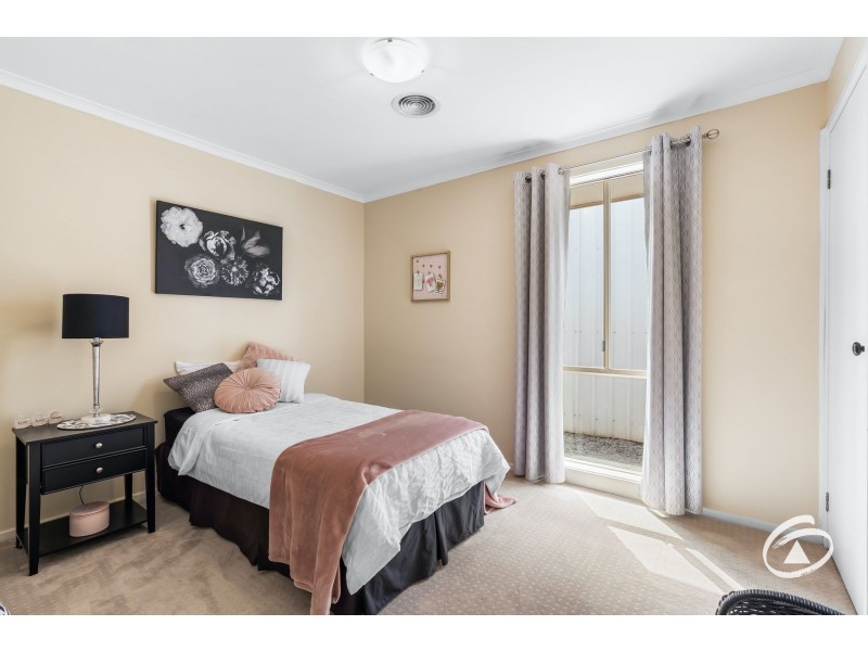 34 Tarcoola Drive, Narre Warren VIC 3805