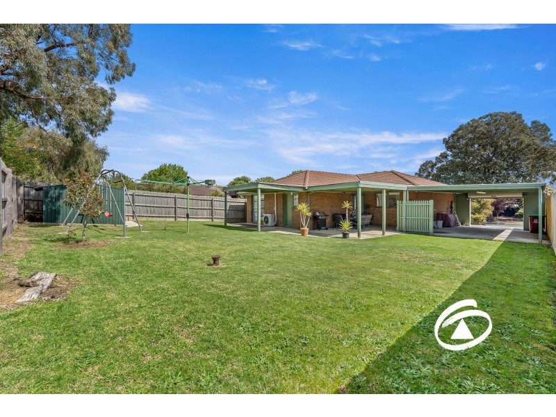 18 Wesley Drive, Narre Warren VIC 3805